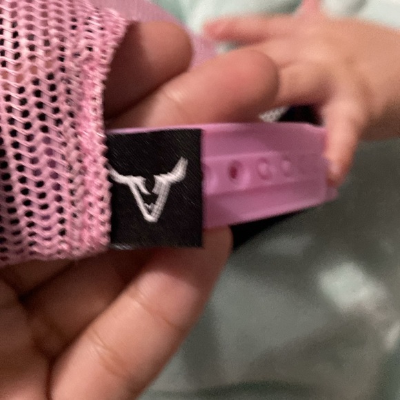 Pink Aztec RVR Cap - Picture 6 of 8